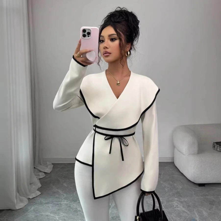 Elegant And Fashionable Womens Top
