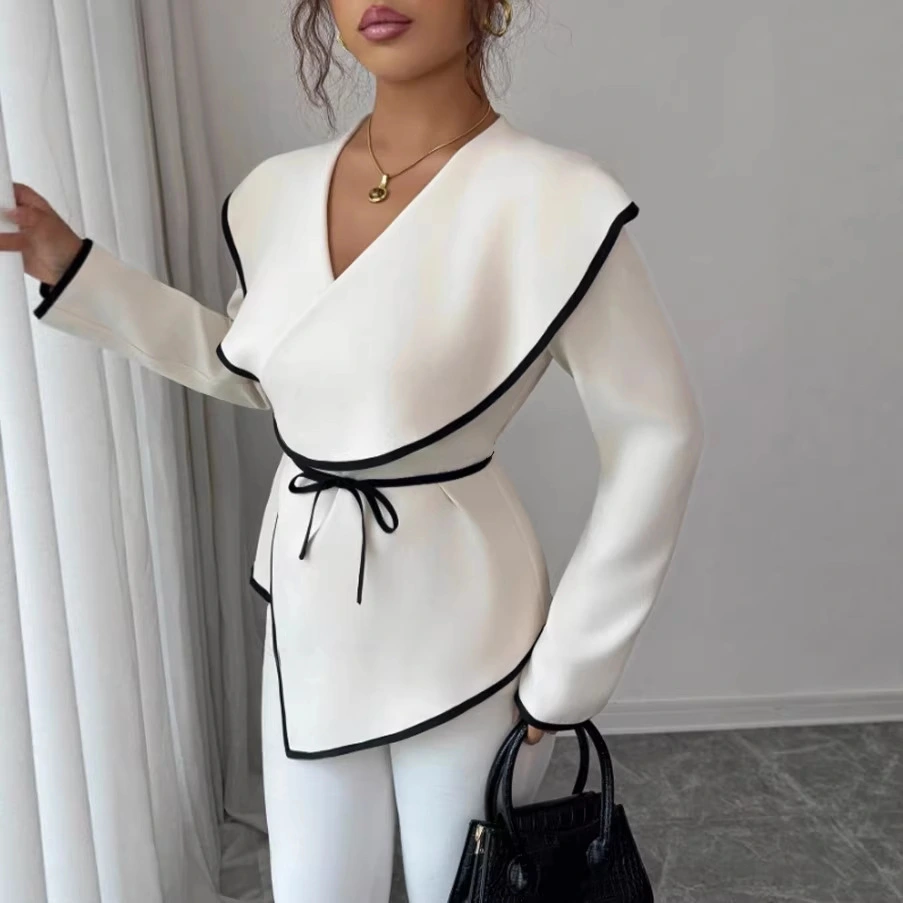 Elegant And Fashionable Womens Top