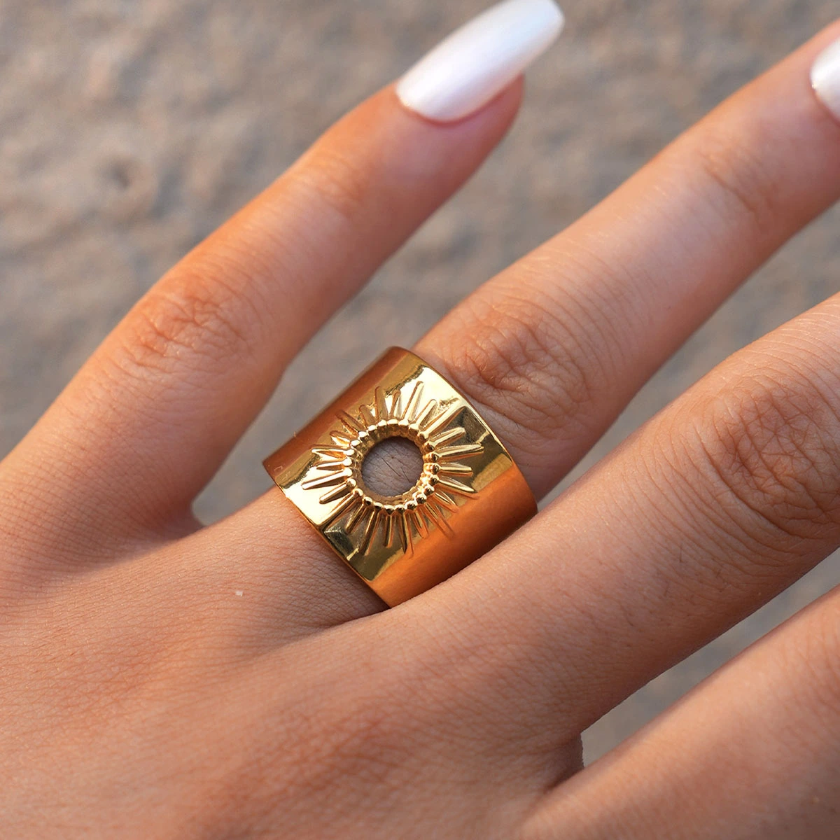 Retro Stainless Steel Hollow-Out Sun Ring