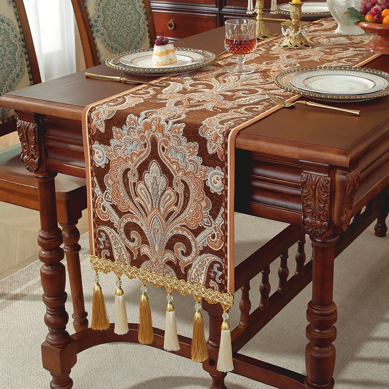 French Retro Table Runner Chenille Waterproof High-End Mid-Century Style