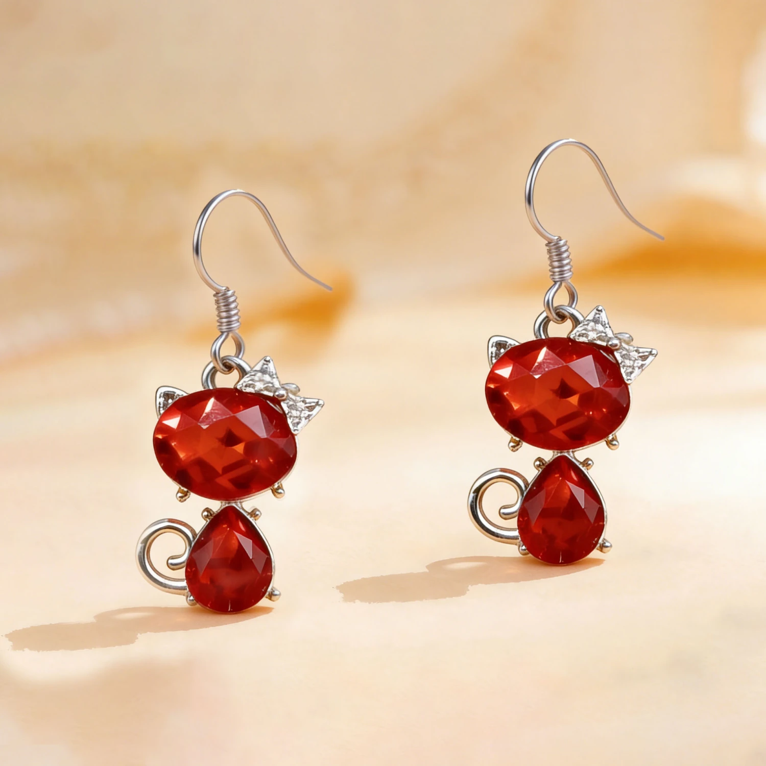 Creative Heart-Shaped Crystal Cat Pendant Earrings