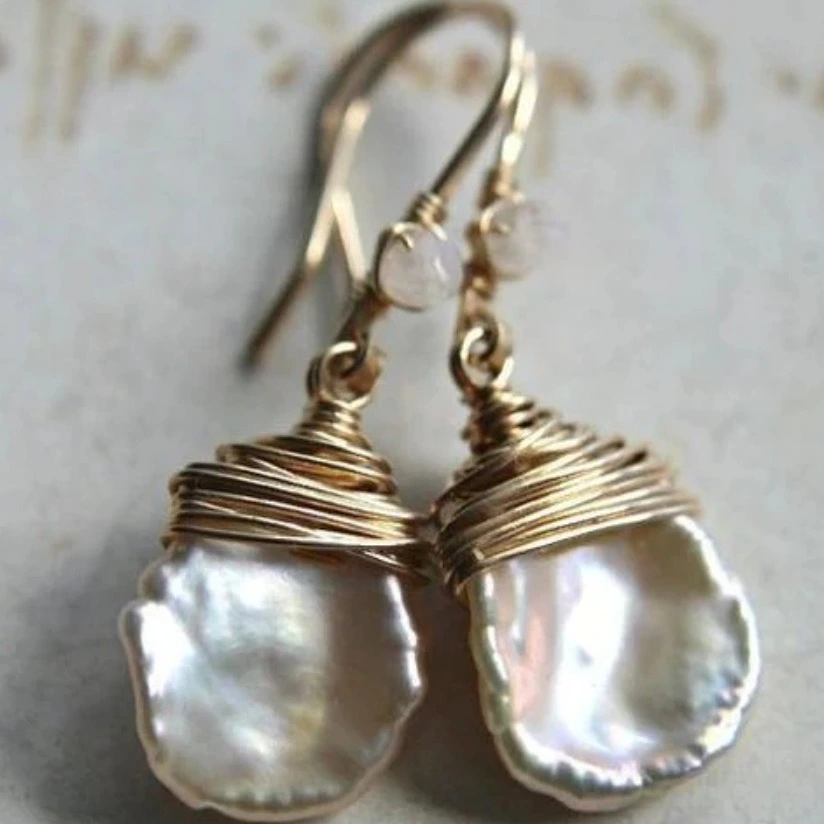 Fashion Creative Irregular Shell Pearl Pendant Earrings
