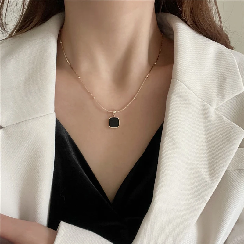 New Geometric Cube Necklace For Women