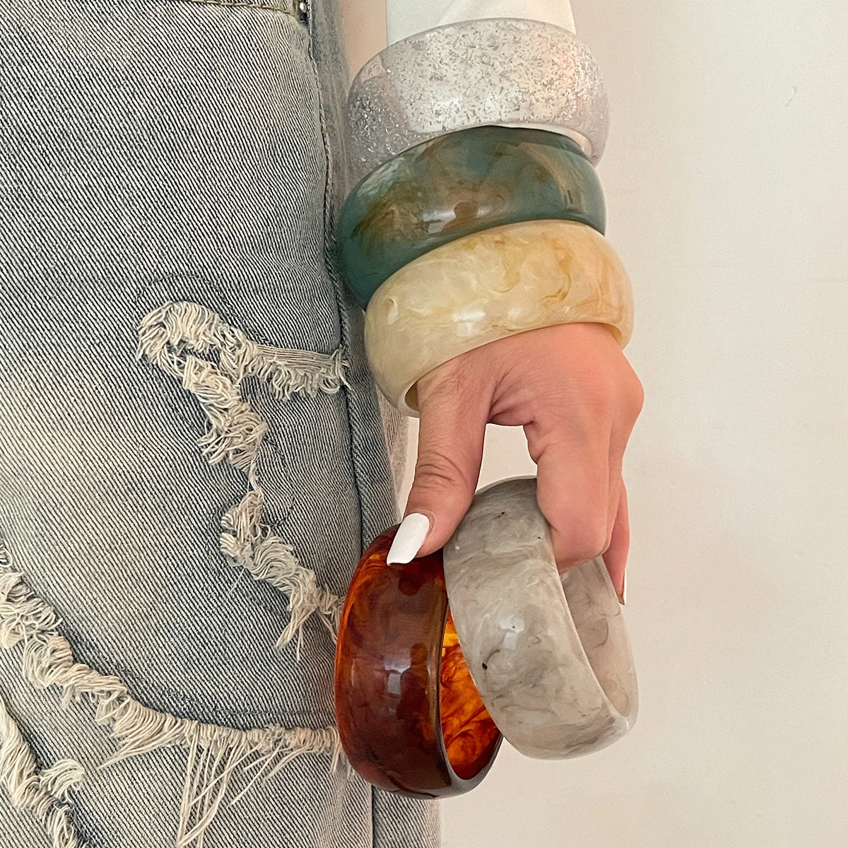 Exaggerated Instagram-style Round Wide-face Resin Bracelet