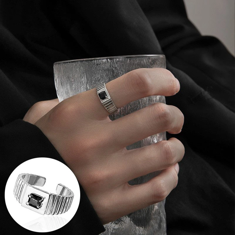 Sweet And Cool Green Oval Ring Womens Simple Style