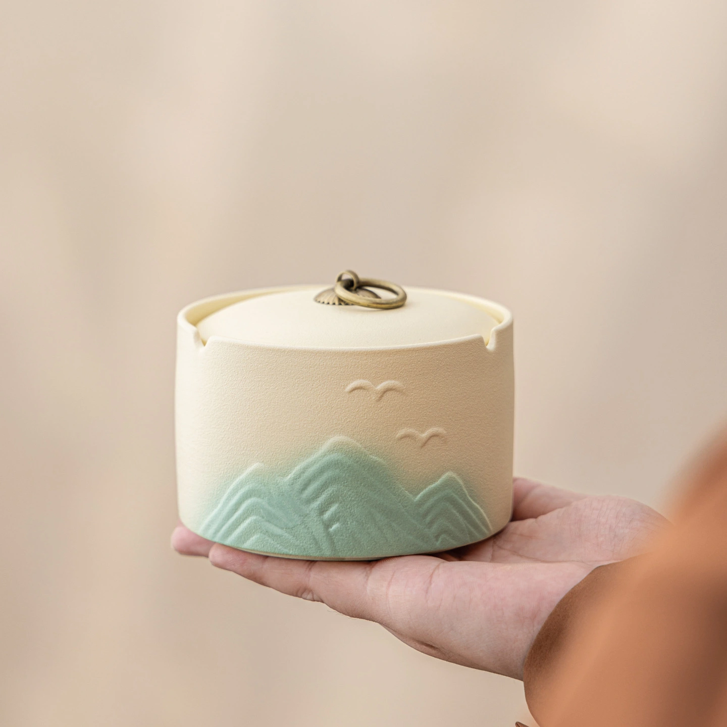 New Chinese-style Retro Stoneware Ashtray