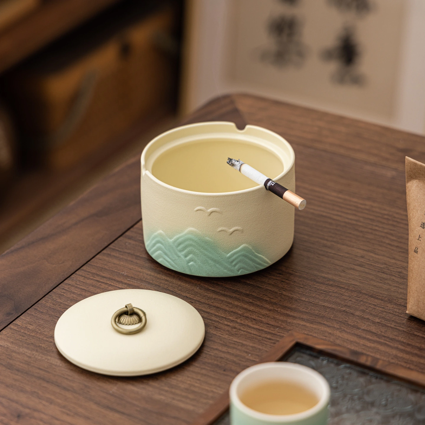 New Chinese-style Retro Stoneware Ashtray