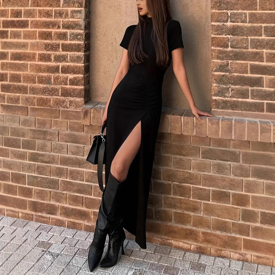 Fashionable And Elegant Side-Slit Dress