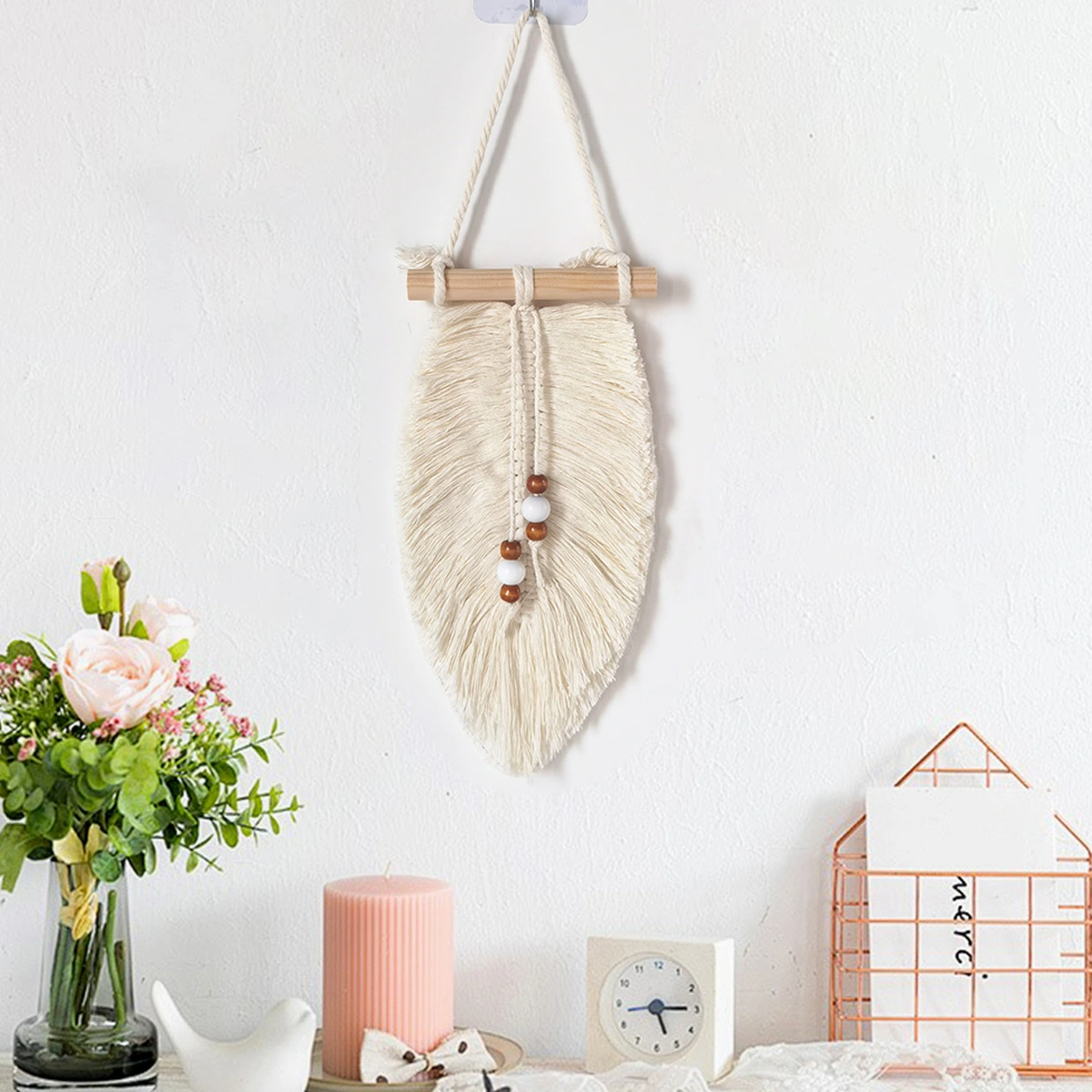 New Instagram-style Hand-woven Tapestry With Leaves Wooden Beads And Tassels Wall Hanging