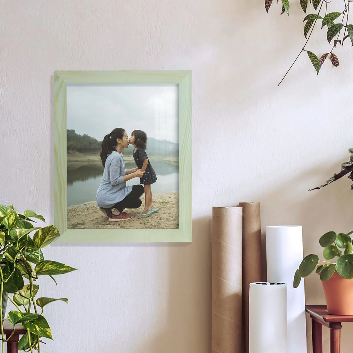 Renditions Gallery 8x10 inch Solid Wood Picture Frame, High Definition Glass and High-end Modern Style Cream Colored for Wall and Tabletop Photo Display, Seafoam Green Wood Grain Frame
