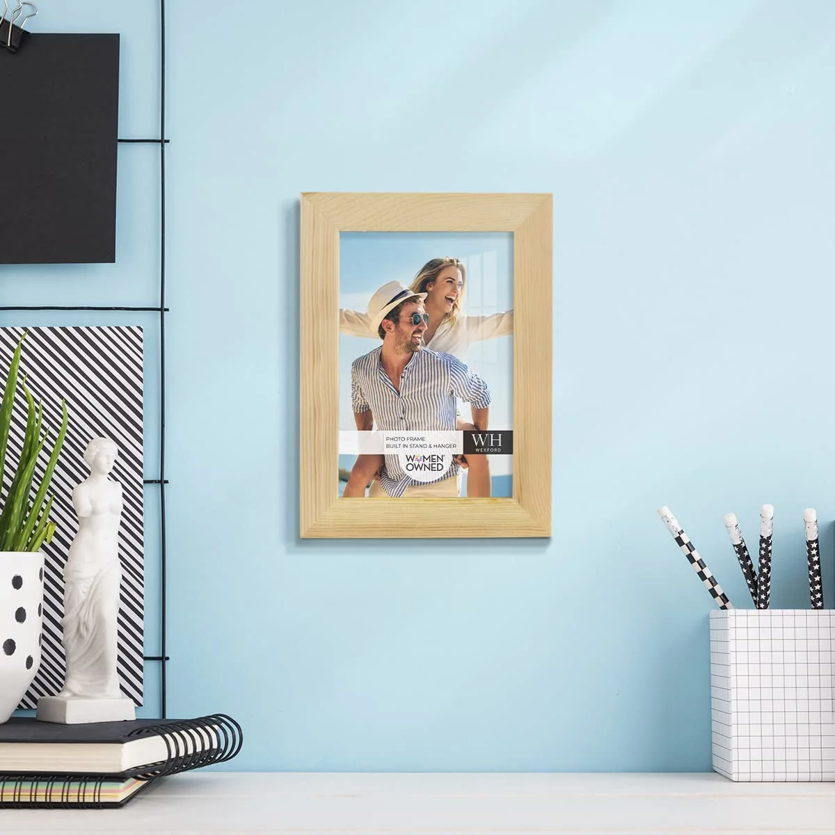 Renditions Gallery 4x6 inch Picture Frame Nature Wood Grain Frame, High-end Modern Style, Made of Solid Wood and High Definition Glass for Wall and Tabletop Photo Display