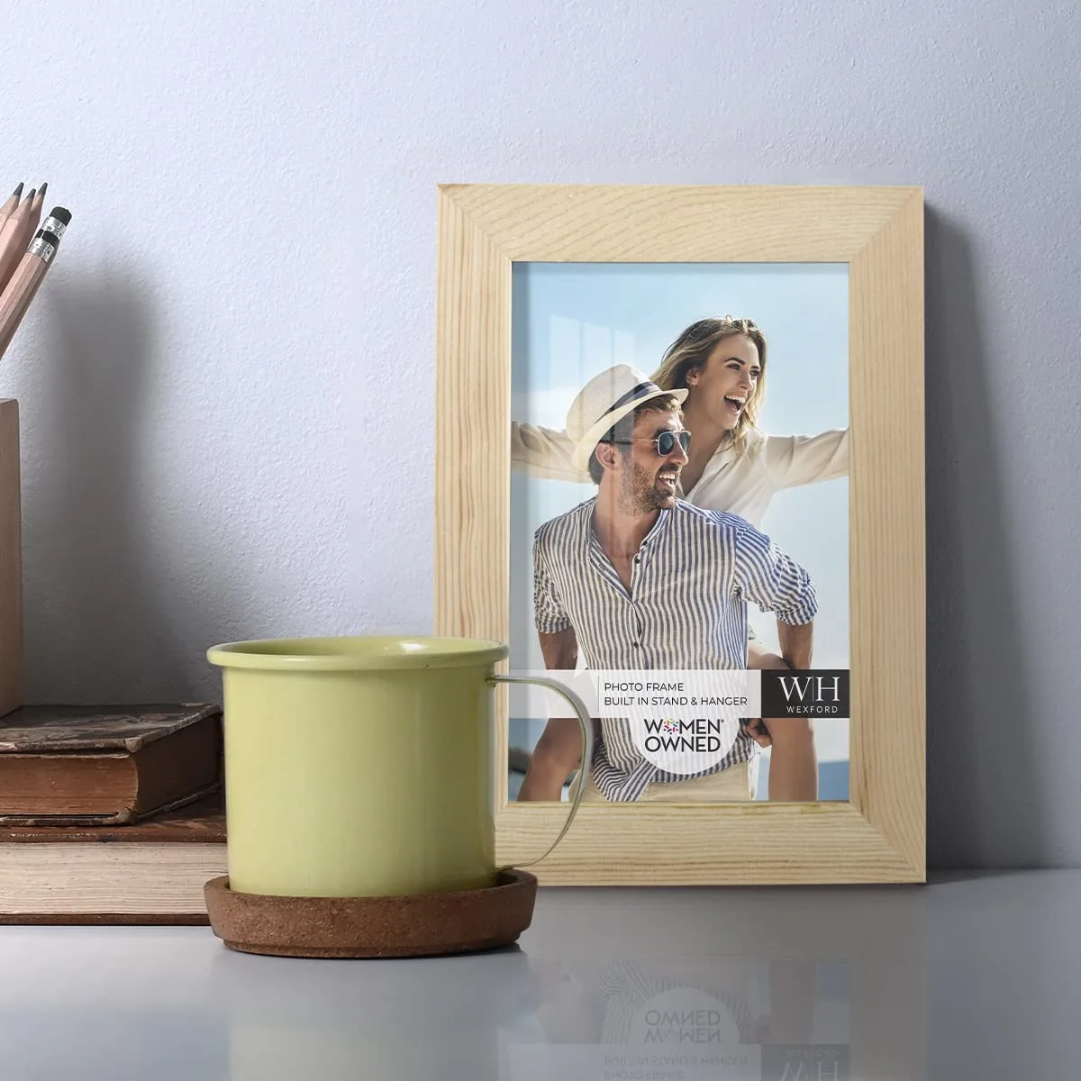 Renditions Gallery 4x6 inch Picture Frame Nature Wood Grain Frame, High-end Modern Style, Made of Solid Wood and High Definition Glass for Wall and Tabletop Photo Display