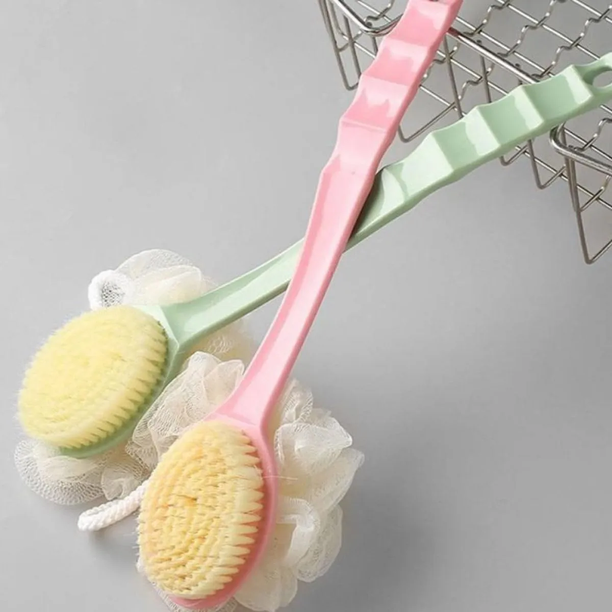 TEHAUX 3pcs Long Handle Bath Brush Set Comfortable Sponge, Back Scrubber for Exfoliating and Deep Cleaning, Assorted Blue Pink Green for Shower and Body Care Random Color