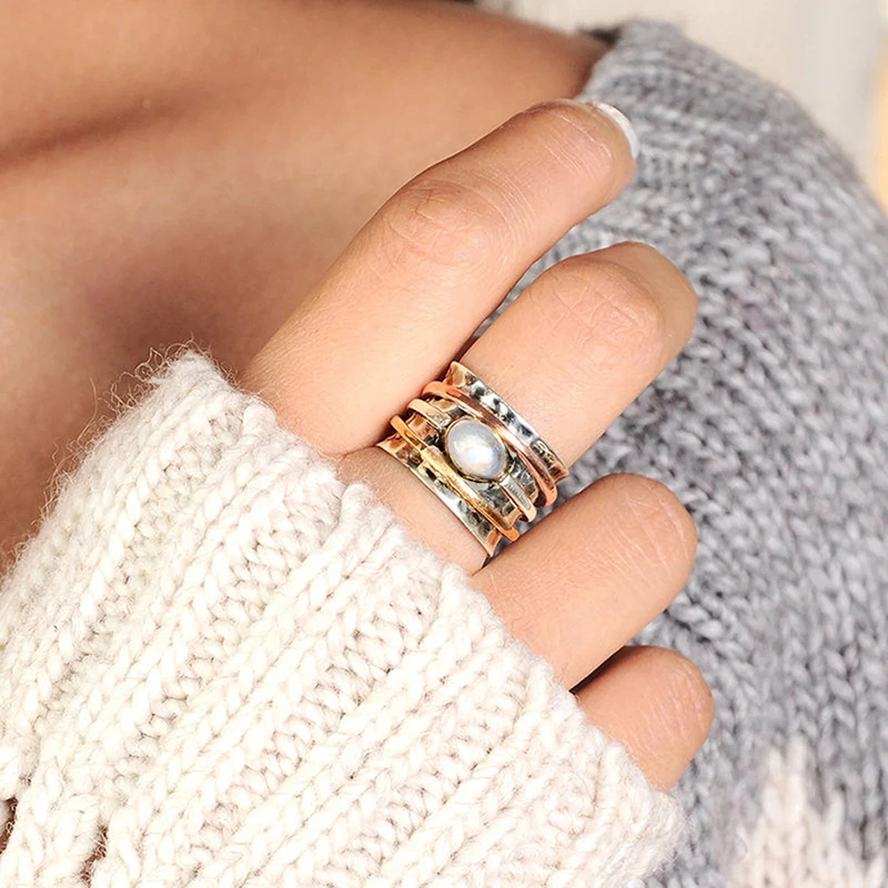 Casual And Versatile Retro Glossy Moonstone Ring