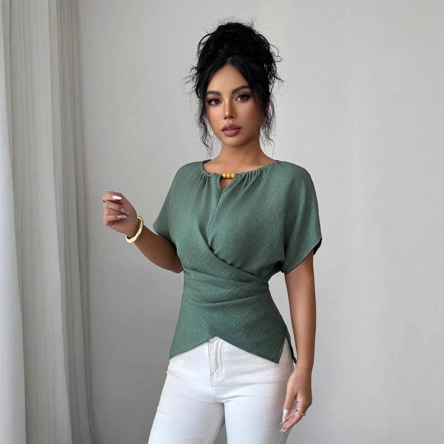 Slim-fit Solid-color Crossover Casual Chic Top
