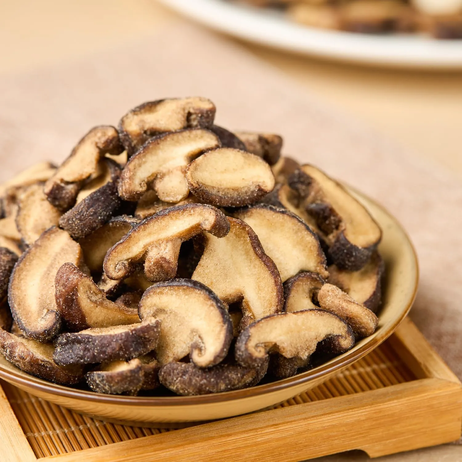 VIGOROUS MOUNTAINS Shiitake Mushroom Snack Chips