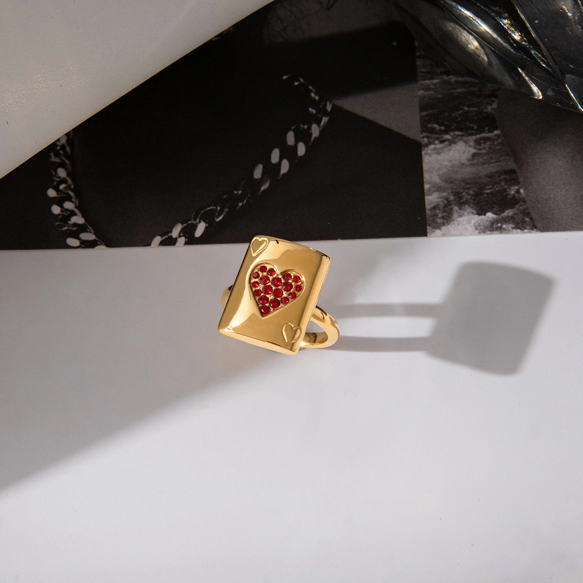 Titanium Steel Heart-Shaped Stainless Steel Zircon Ring With A Luxe Vibe