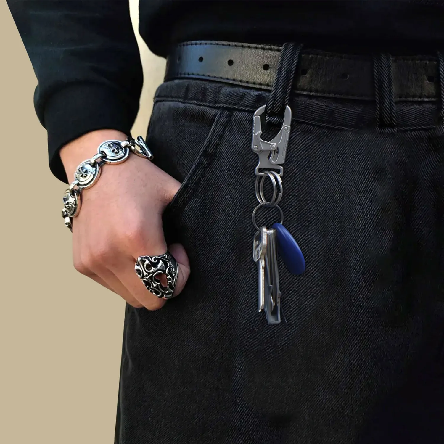 Ahiller Carabiner Clip,1.9'' Alloy Car Keychain Clip with 2 Key Ring,Outdoor Hooks,Small Key Holder for Man and Women