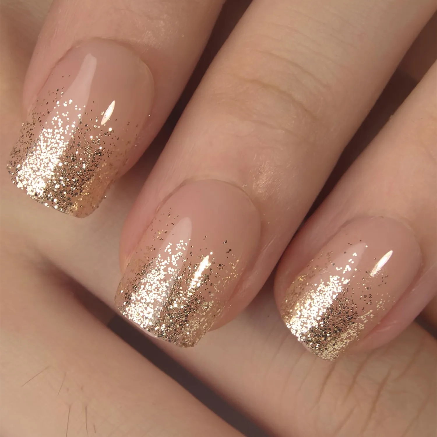 Curvlife Press on Nails Acrylic Fake Nails with 30pcs Fluid Gold Short Square Design Full Cover False Nails for Women Reusable Nail Kit with Nail Glue Adhesive Tabs