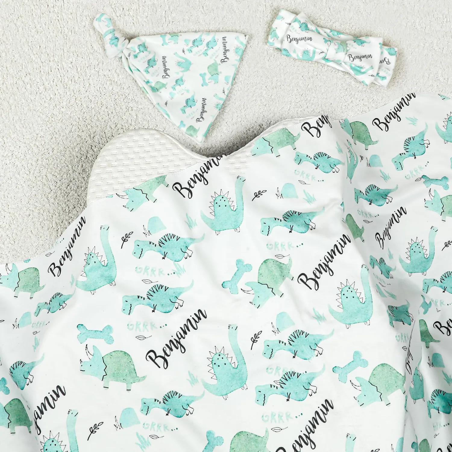 Personalized Baby Boy Swaddle Blanket, Personalized Baby Girl Blanket, Custom Baby Gifts, Newborn Swaddle Wrap (Animals)