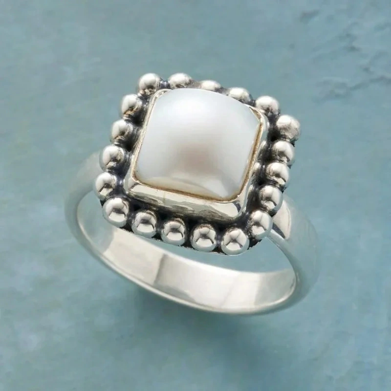 Retro Simple And Exaggerated Unique Women Ring