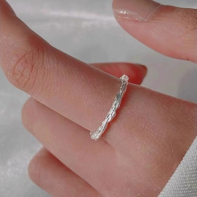 Personalized Open-End Textured Ring For Women Simple And Cool Style