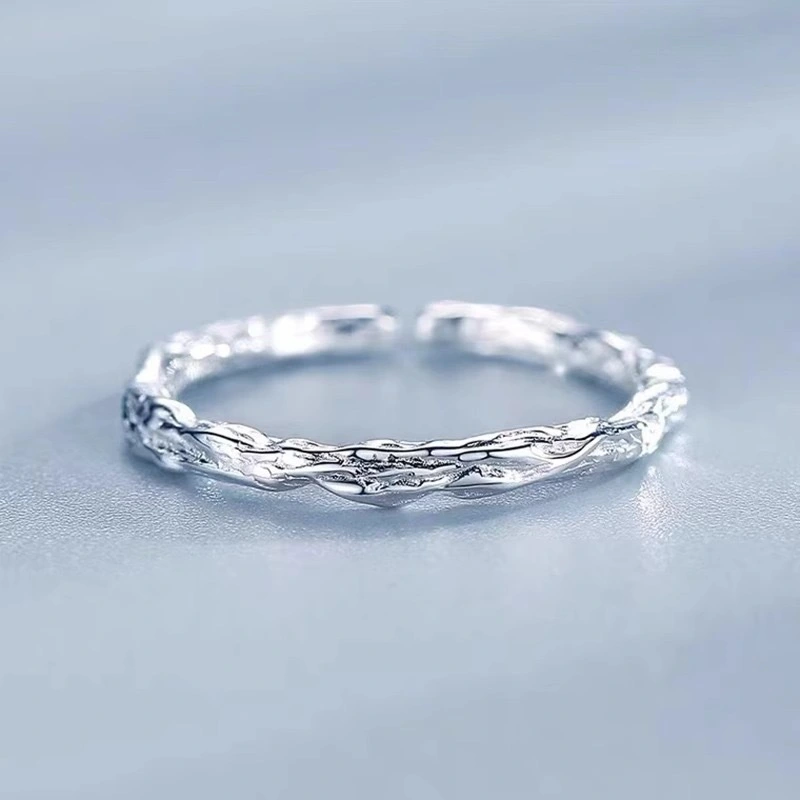 Personalized Open-End Textured Ring For Women Simple And Cool Style