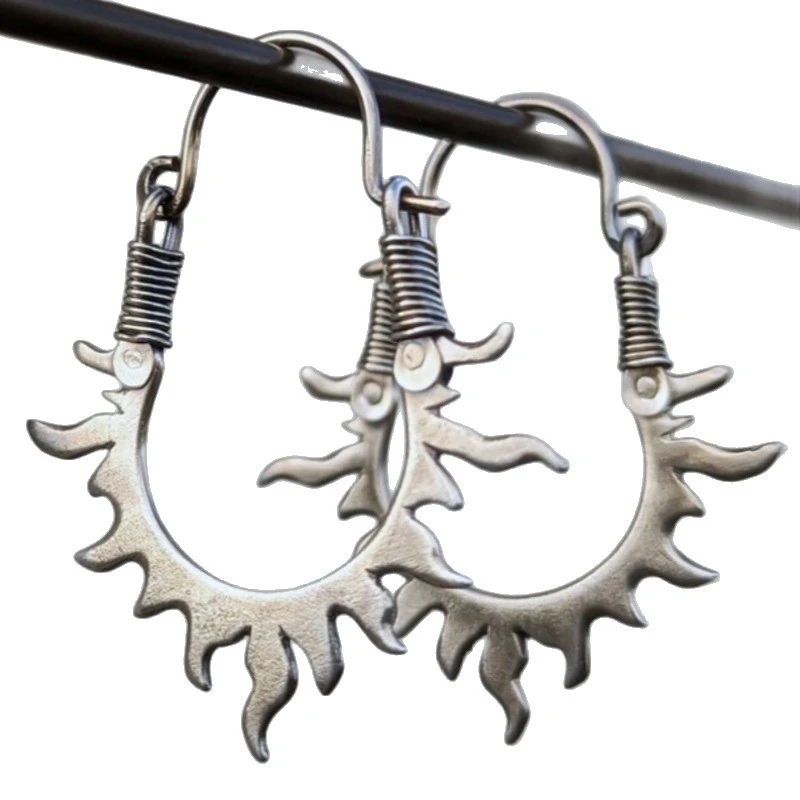Retro Irregular U-Shaped Earrings