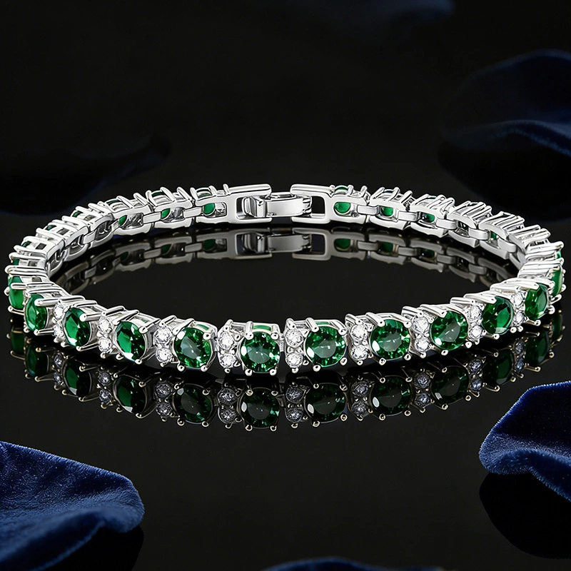 Womens Fashionable Light-Luxury Gold-Plated Zircon Bracelet