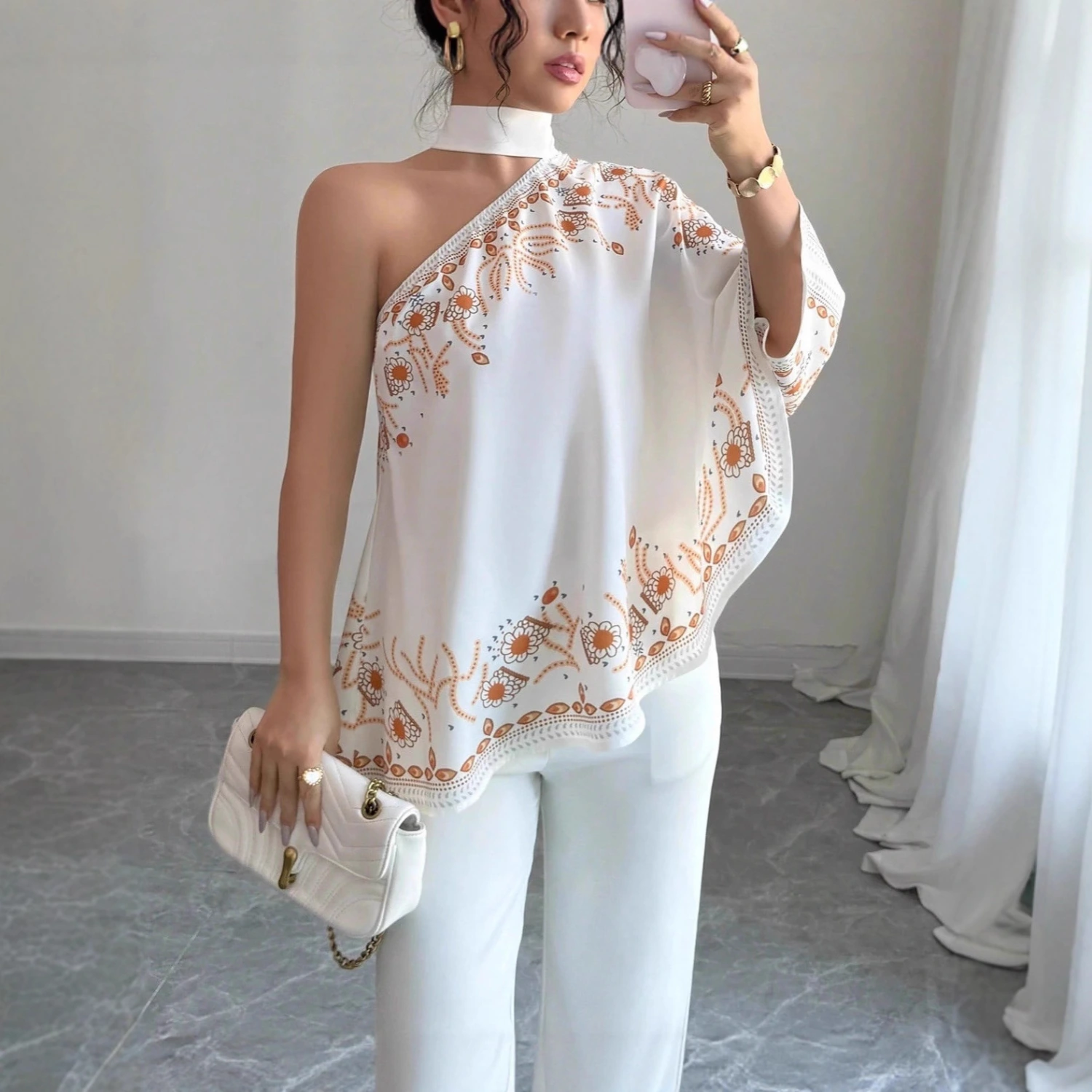 Women's Retro-Style Off-the-Shoulder Halter Top