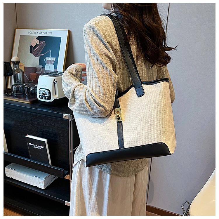 Commuter-style Fashionable Tote Bag With Large Capacity
