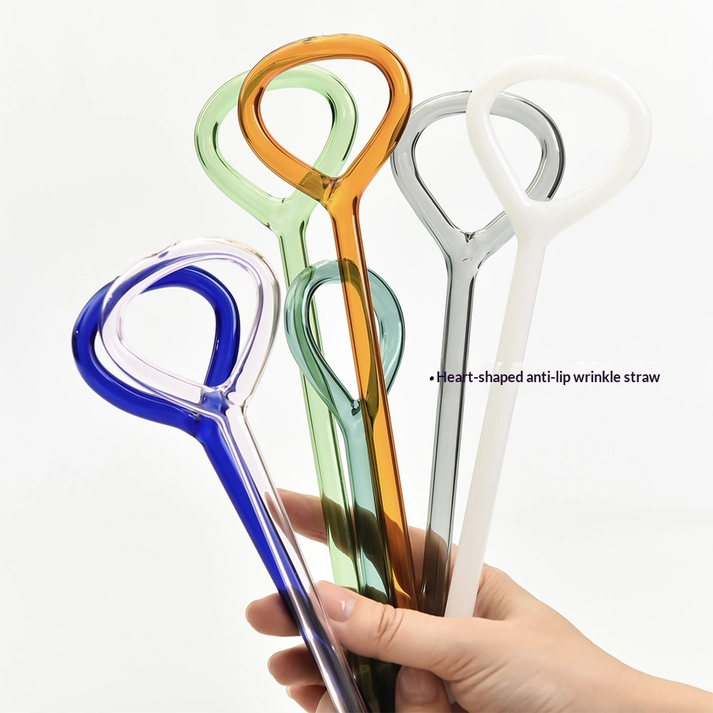 Chapstick-Proof Heart-Shaped Glass Straw
