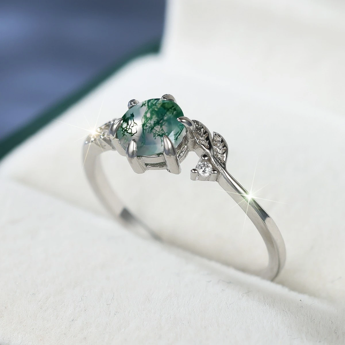 925 Sterling Silver Round Agate Edge Branch Six-claw Ring
