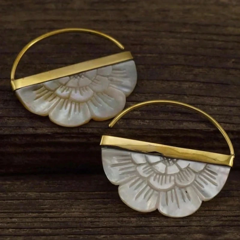 Simple Retro Fan-Shaped Womens Earrings