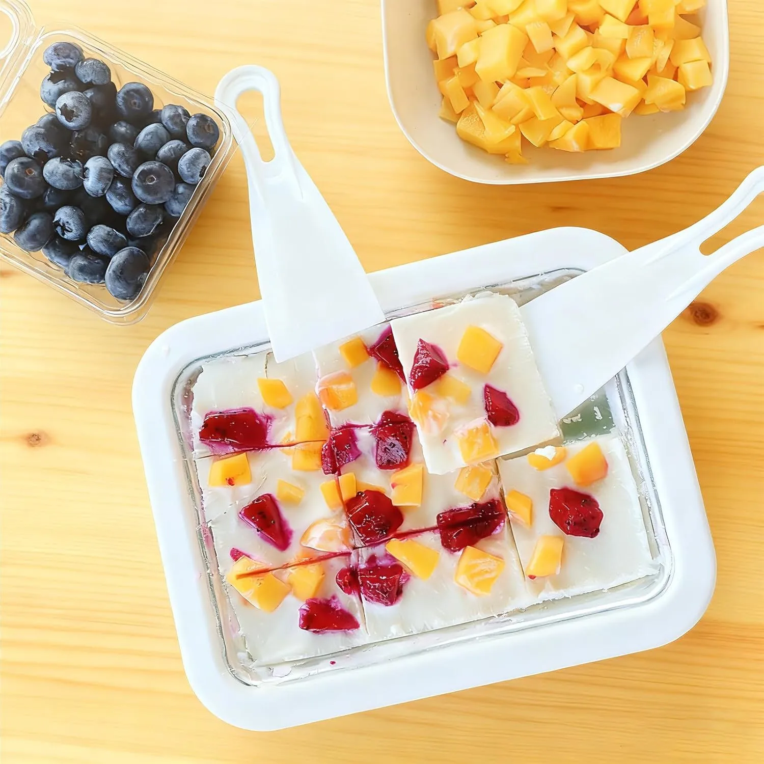 New Rolled Ice Cream Maker, Portable Instant Rolled Ice Cream Tray with Dual Scrapers, DIY Rolled Ice Cream Homemade Italian Ice Cream, Sorbet, Frozen Yogurt tray-1pcs