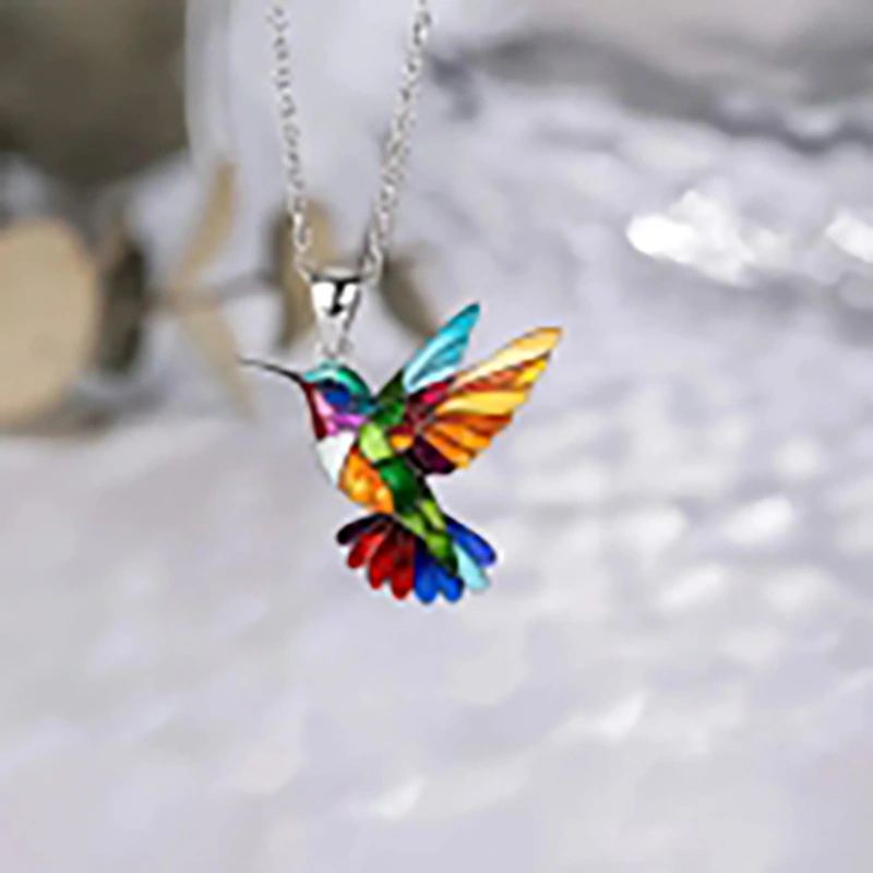 Niche Vibrant Bird Acrylic Necklace Pendant Vintage Fashion