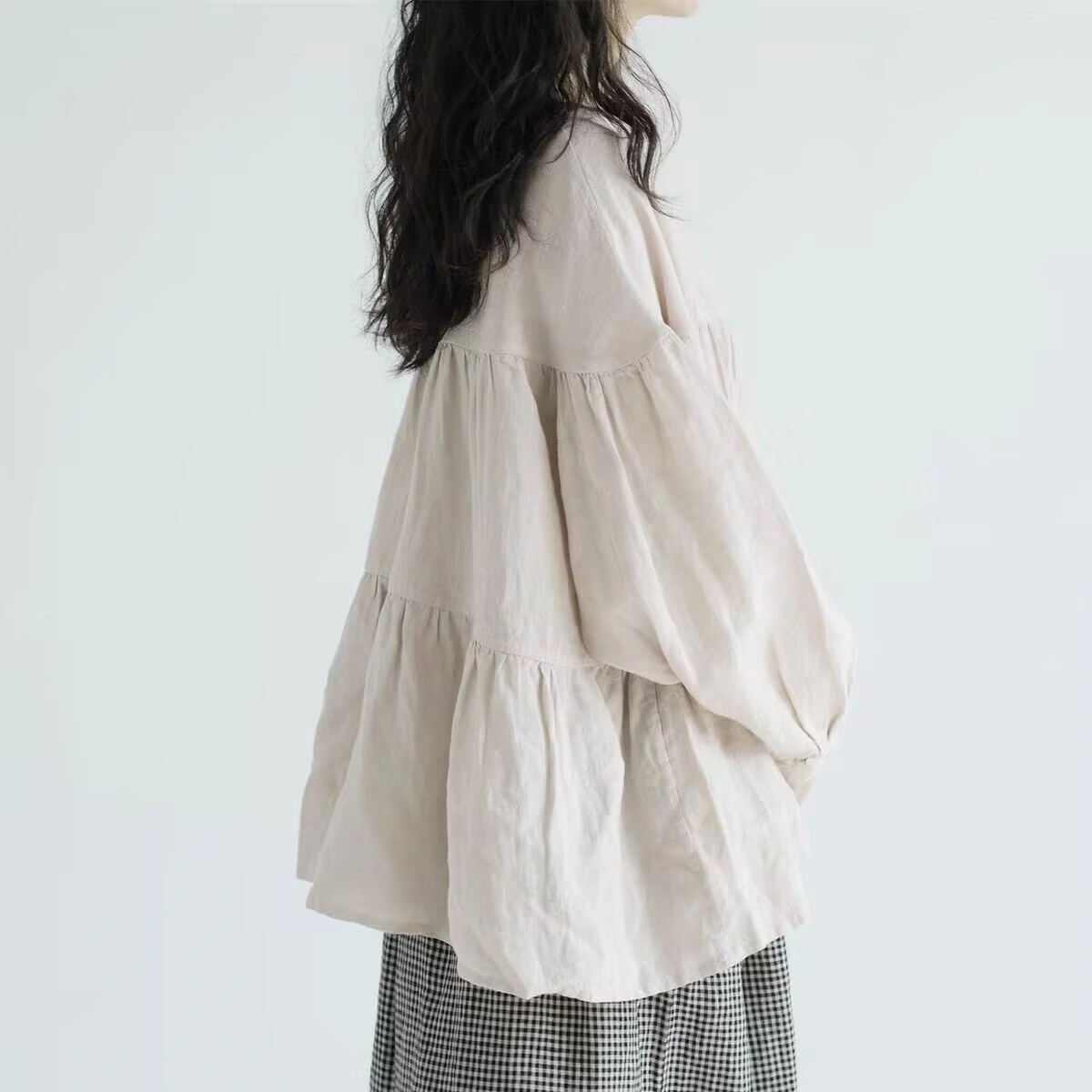 Women's Flowy Crew-neck Doll Shirt Pullover