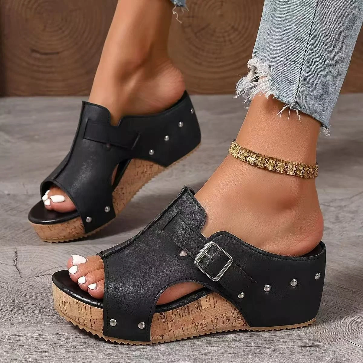 Plus Size Wedge Sandals Rivet Slippers