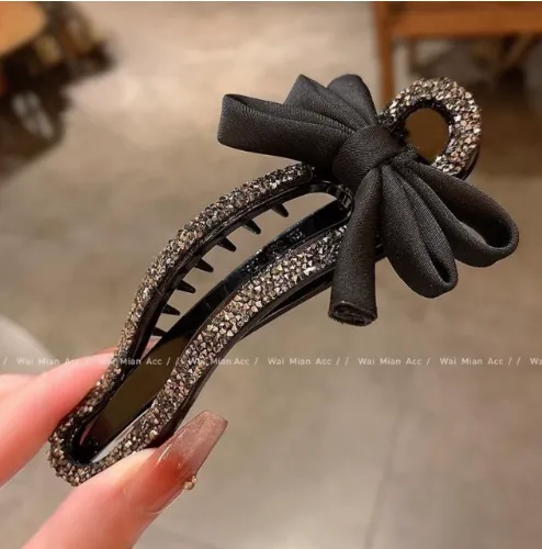 Broken drill duckbill clip-silver gray-resin-1 piece