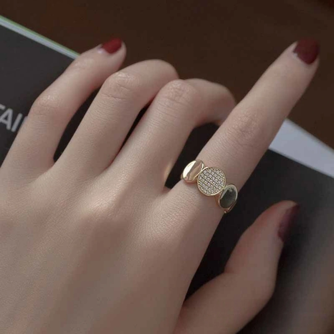 Open Ring With Micro-set Details Elegant And Stylish For Women