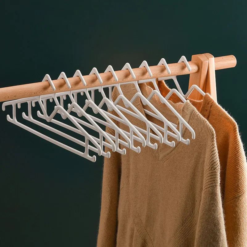 Anti-slip short neck hanger-white-PP-1 piece