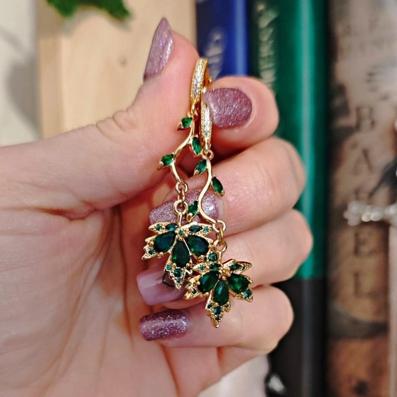 Retro Golden Maple Leaf Long Earrings With Green Zircon