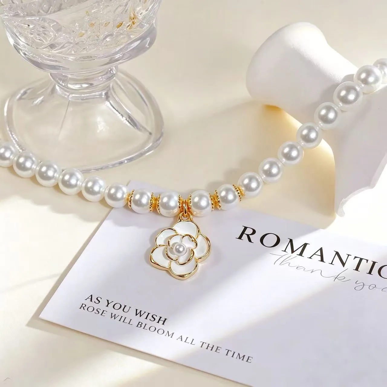 French-style Camellia Pearl Necklace For Women