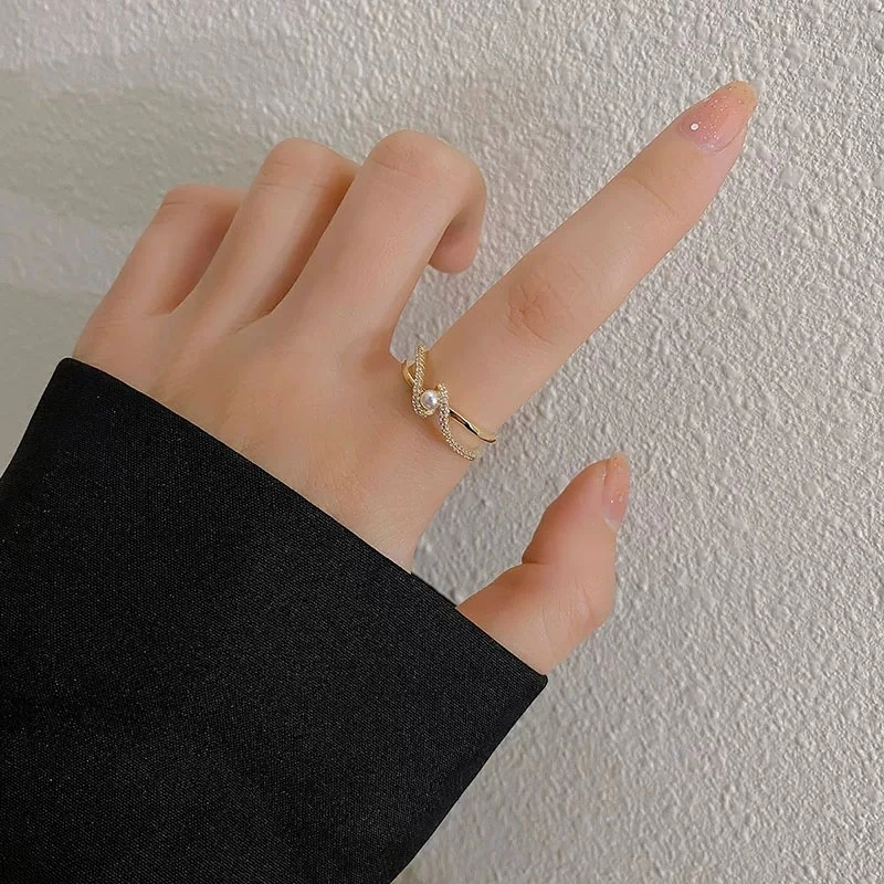 Light-Luxury Zircon Personalized Open-End Ring
