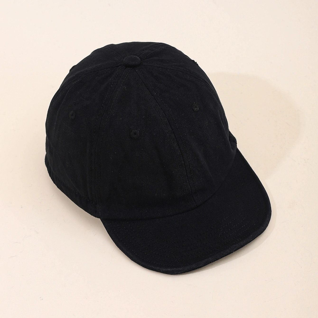 Solid-color Embroidered Spike Short Brim Water-washed Distressed Retro Minimalist Baseball Cap, Suitable For Outdoor Shopping Outings.