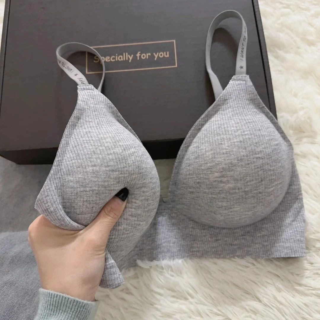 Womens Laid-Back Style Wireless Bra, Push-Up And Comfortable