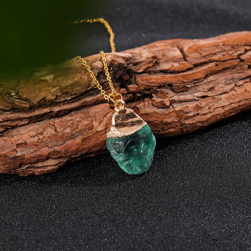 European And American Style Natural Crystal Pendant Irregular Crystal Necklace