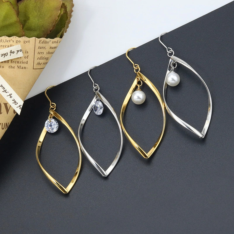 Leaf-shaped Pearl Earrings Women's Elegant Style