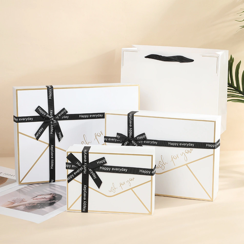 Ceremonial Cosmetics Creative Gift Box