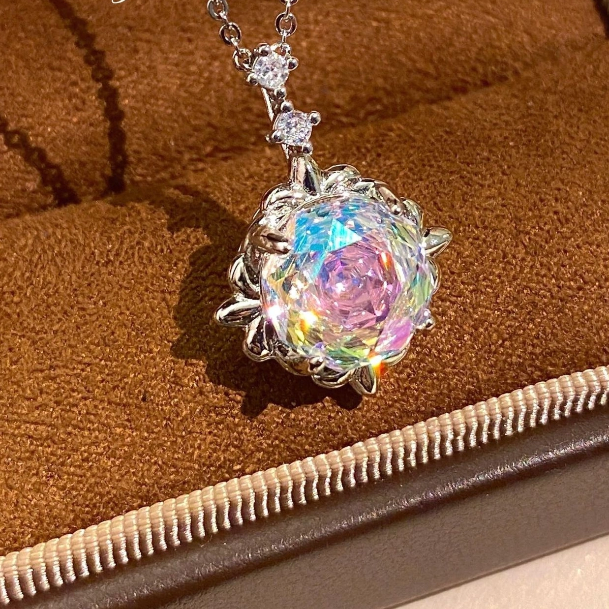 Inlaid High-Carbon Diamond Rose-Cut Aquamarine Pendant